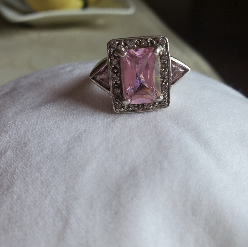 Jewelry - Picture 2 of 2